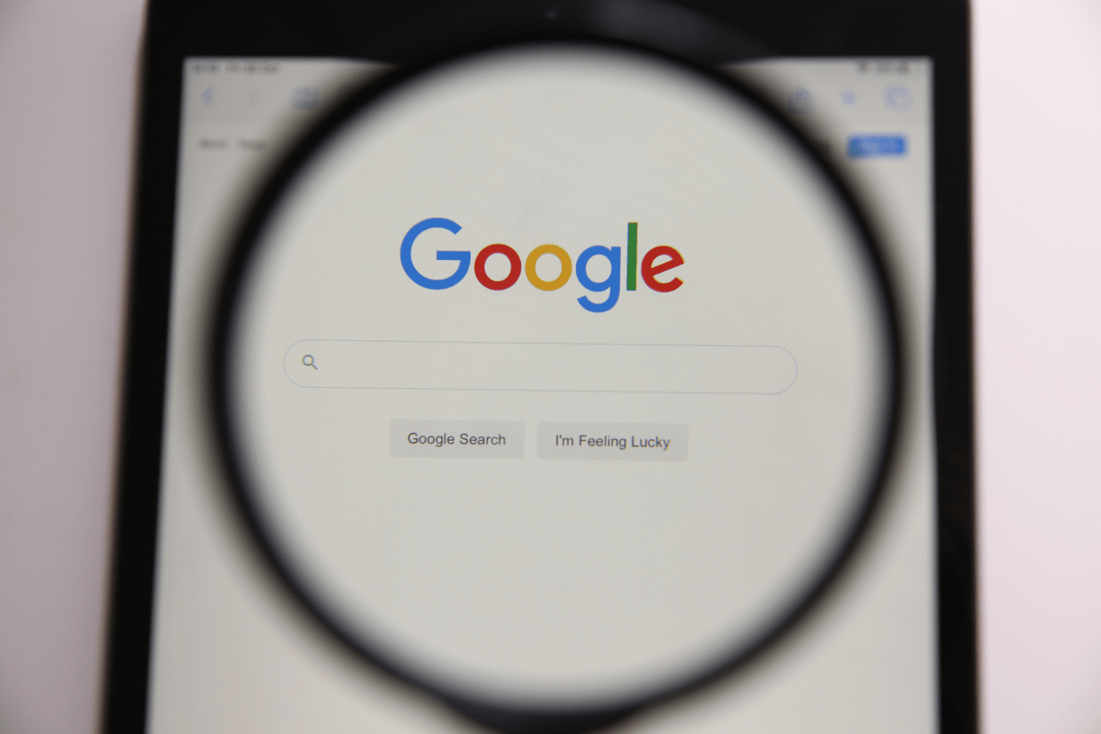 Google search in a magnify glass